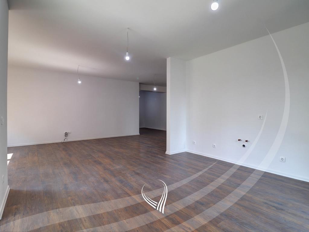Office space with 3 rooms for rent in the Lakrishtë neighborhood – Prime Residence 23