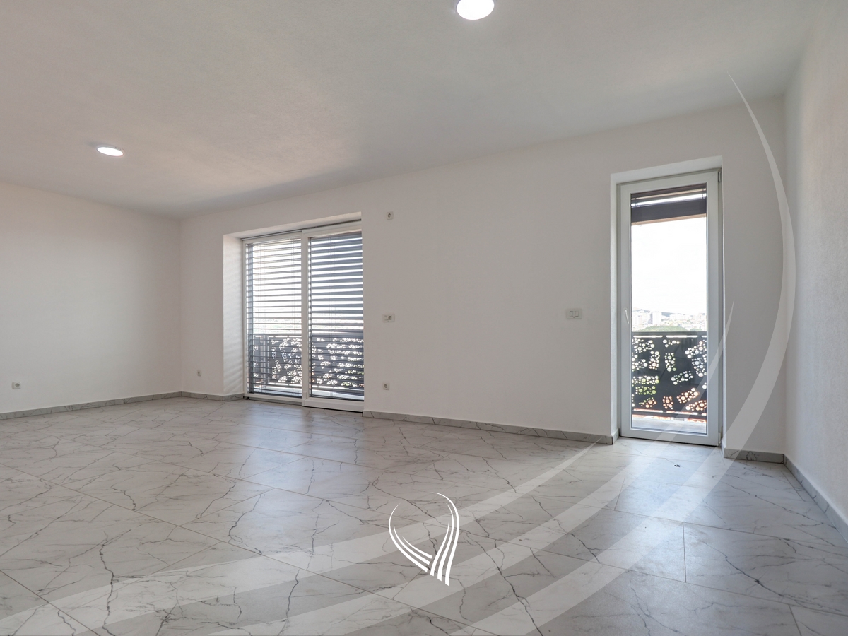 Commercial property 570m2 for rent in Arbëria-Dragodan neighborhood2