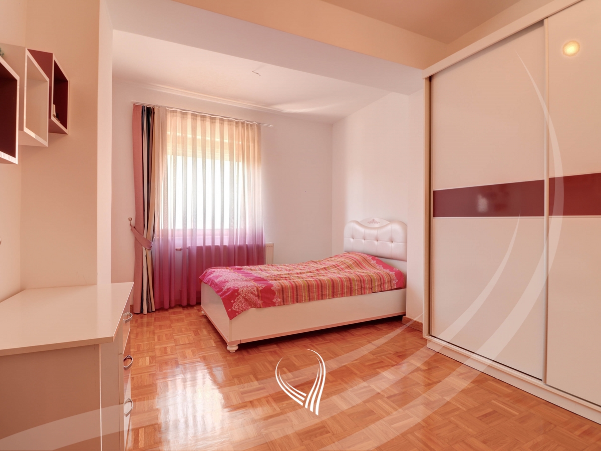 3-bedroom apartment for rent in the Arbëria – Dragodan neighborhood9