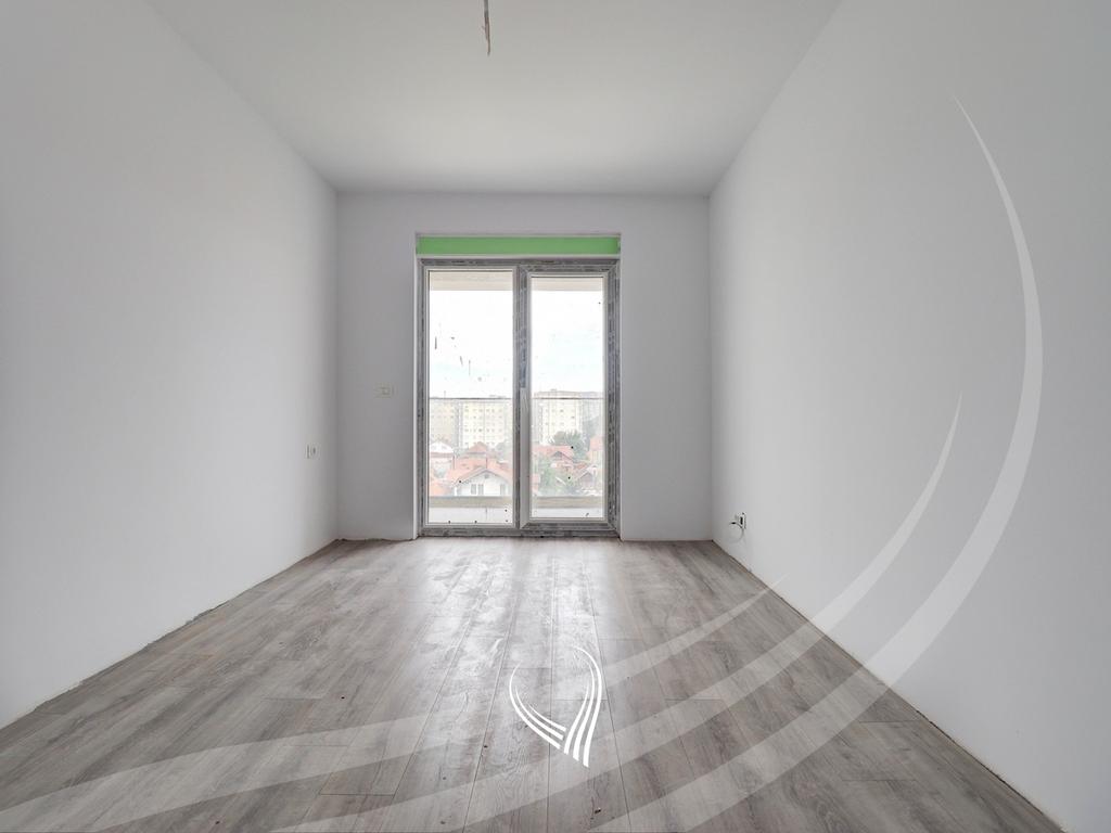 3 bedroom apartment for sale in the Kalabria-Emshir neighborhood3