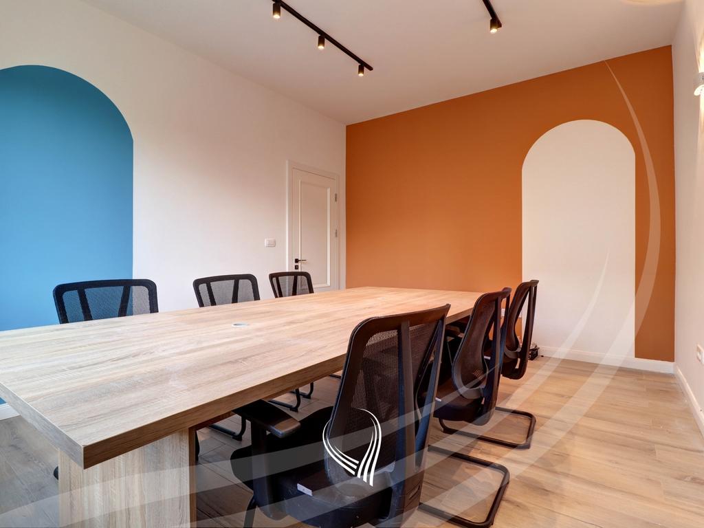 Office space with 3 rooms for rent in the Center5
