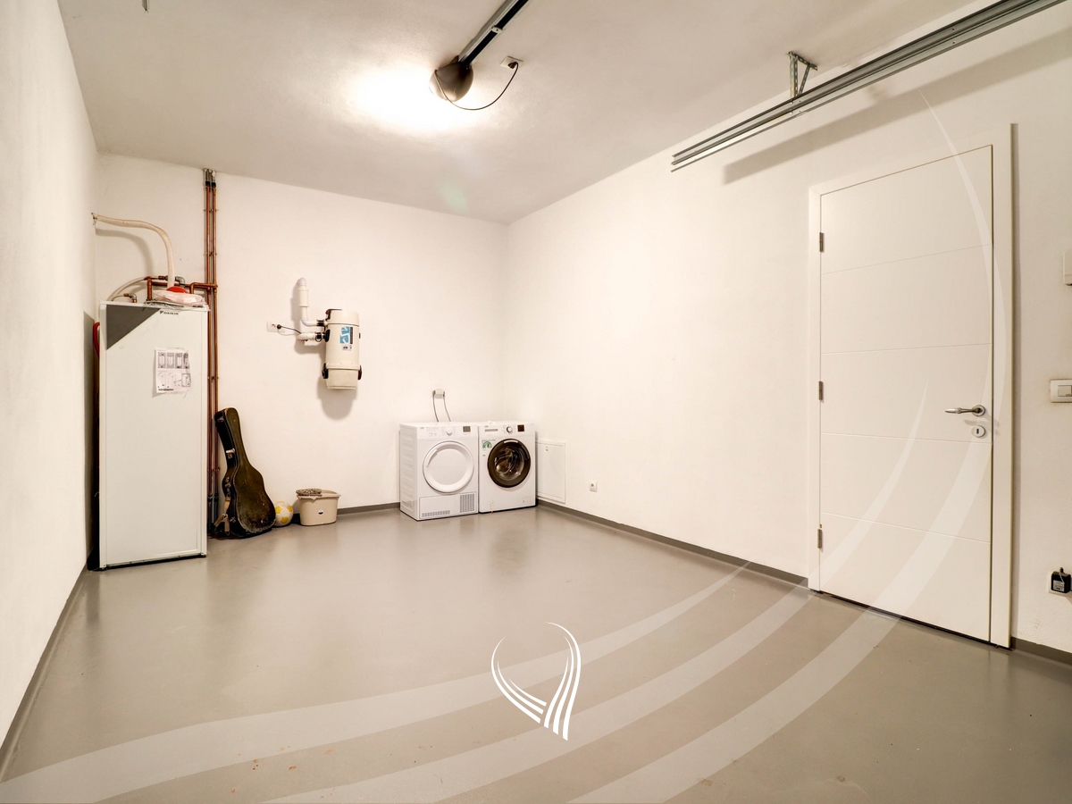 5-bedroom house for rent in the Qershia neighborhood23