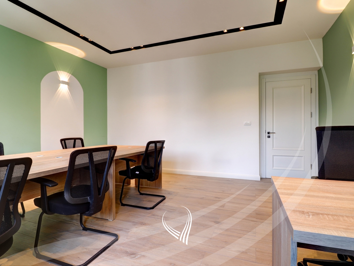 Office space with 3 rooms for rent in the Center2