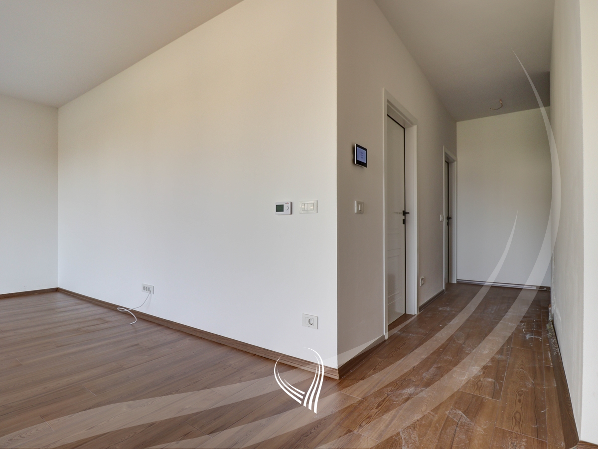 Zyre me 3 dhoma pune me qira në lagjen Veternik – Kompleksi TREA7