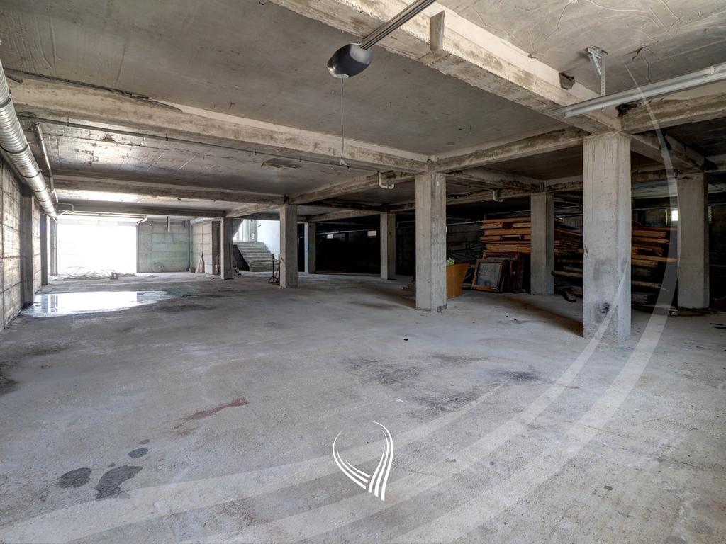 Object 2,200m2 for rent in Bresje – Fushë Kosovë19