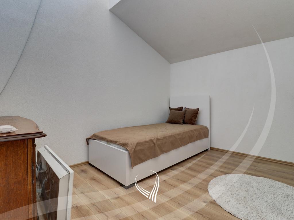 Banesë me 3 dhomë gjumi me qira në lagjen Bregu i Diellit10