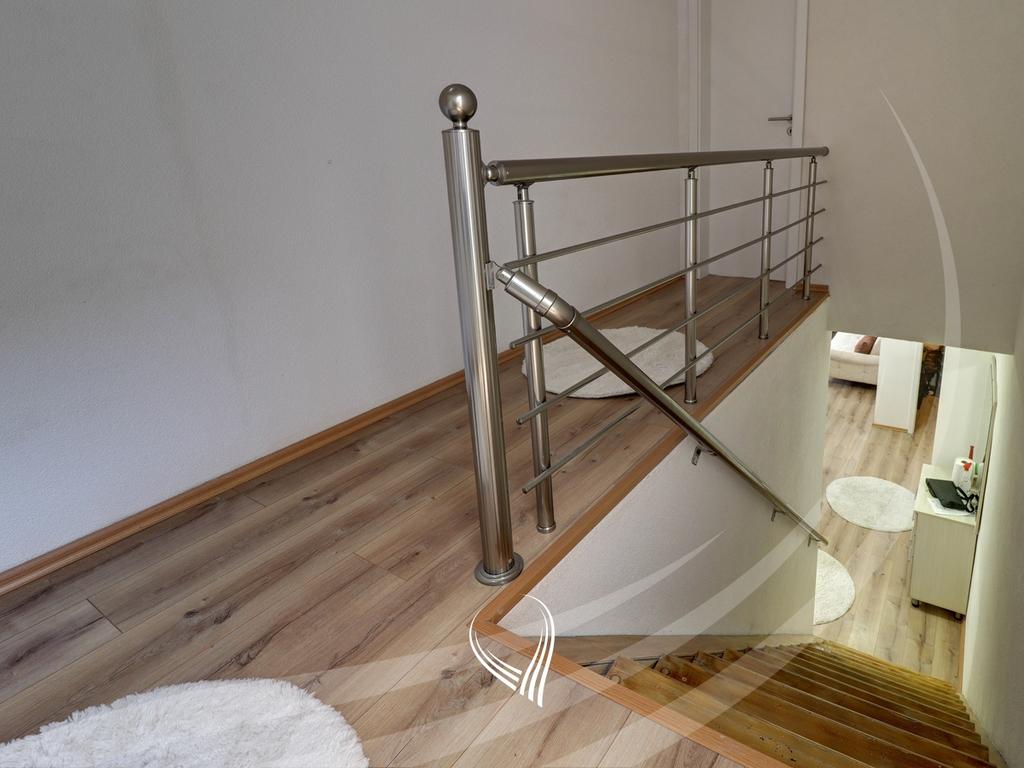 Banesë me 3 dhomë gjumi me qira në lagjen Bregu i Diellit13