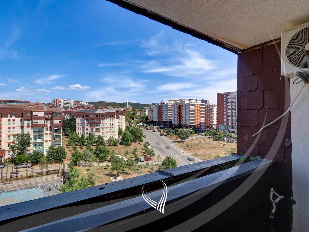 Banesë me 3 dhomë gjumi me qira në lagjen Bregu i Diellit14