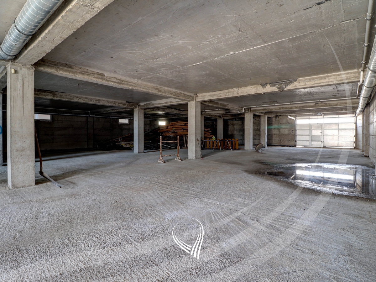 Object 2,200m2 for rent in Bresje – Fushë Kosovë18