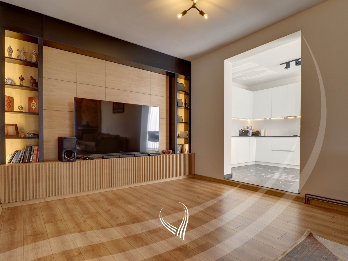4-bedroom house for sale in the Qëndresa neighborhood0