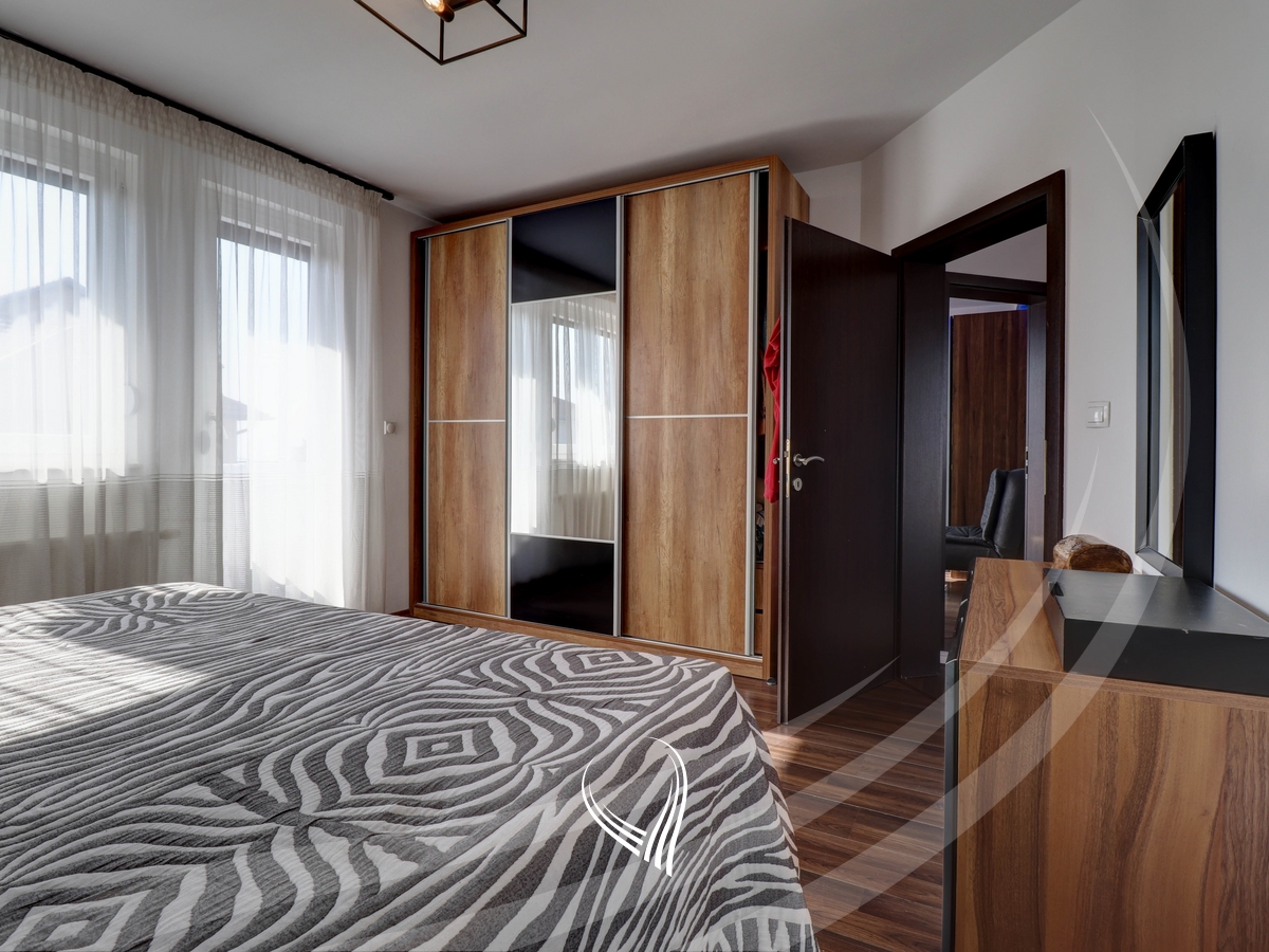 4-bedroom house for sale in the Qëndresa neighborhood6