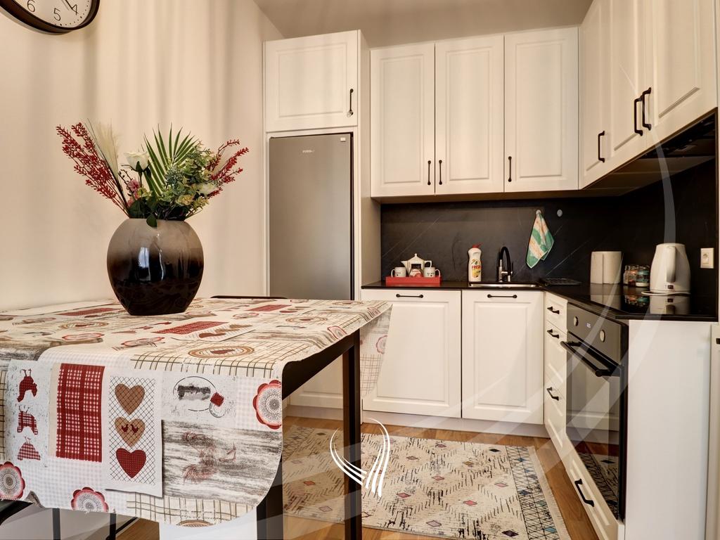 Banesë me 1 dhomë gjumi në shitje në lagjen Velania – Kompleki Puhiza3