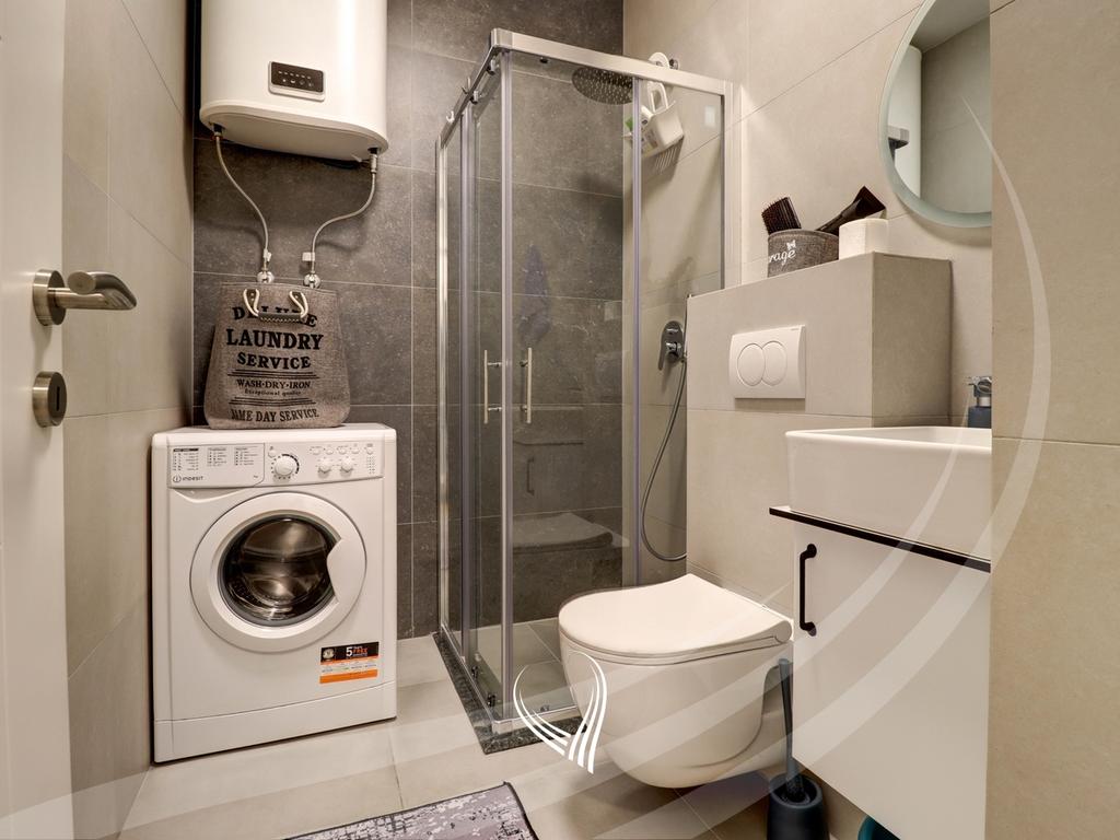 Banesë me 1 dhomë gjumi në shitje në lagjen Velania – Kompleki Puhiza6