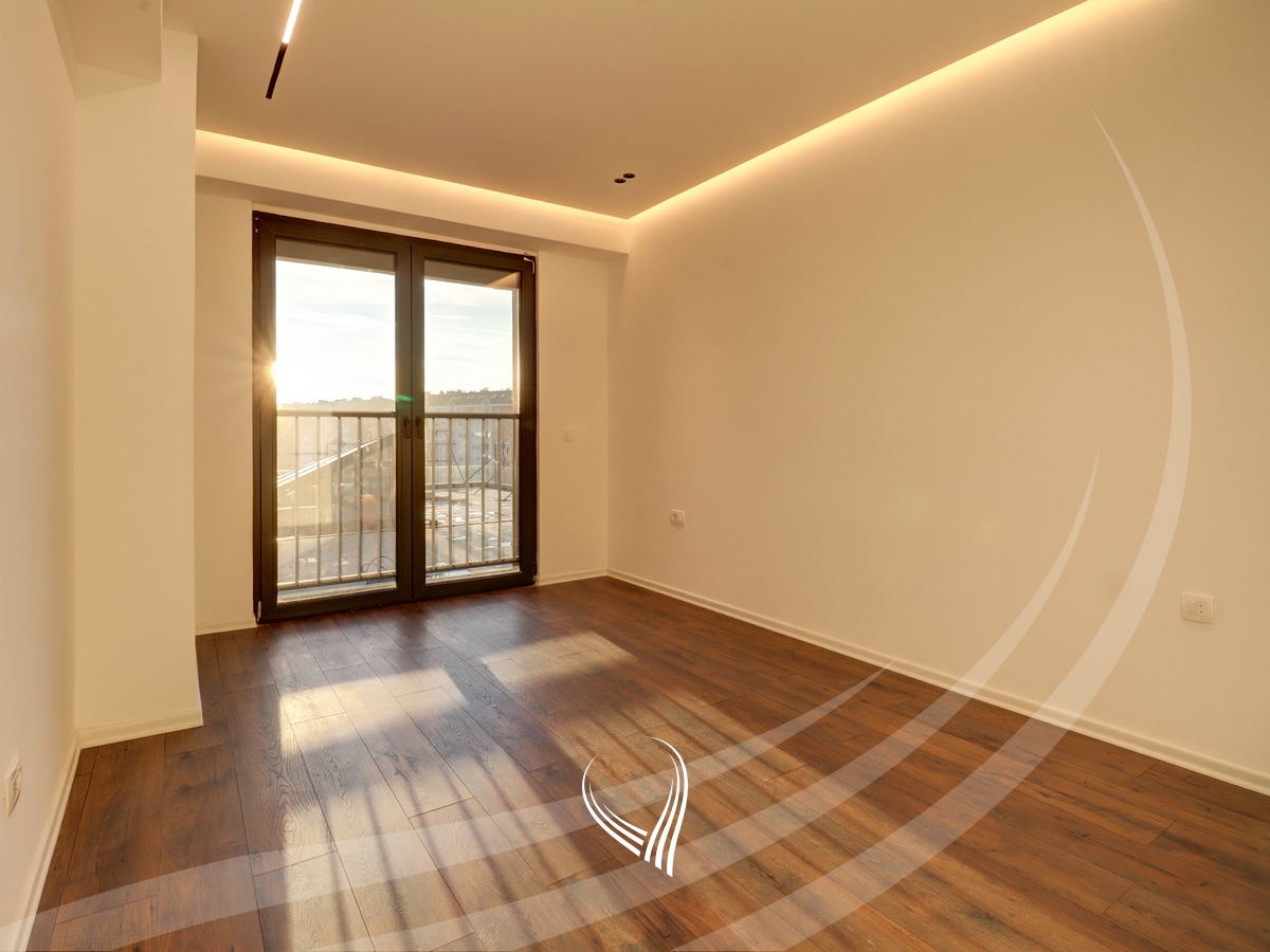 Office space with 3 rooms for rent in the Lakrishtë neighborhood – Prime Residence 24