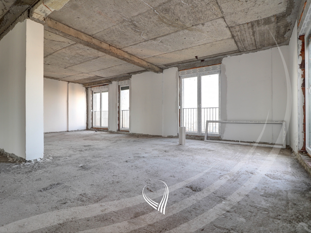 Penthouse 223.44m2 në shitje në lagjen Prishtina e re3