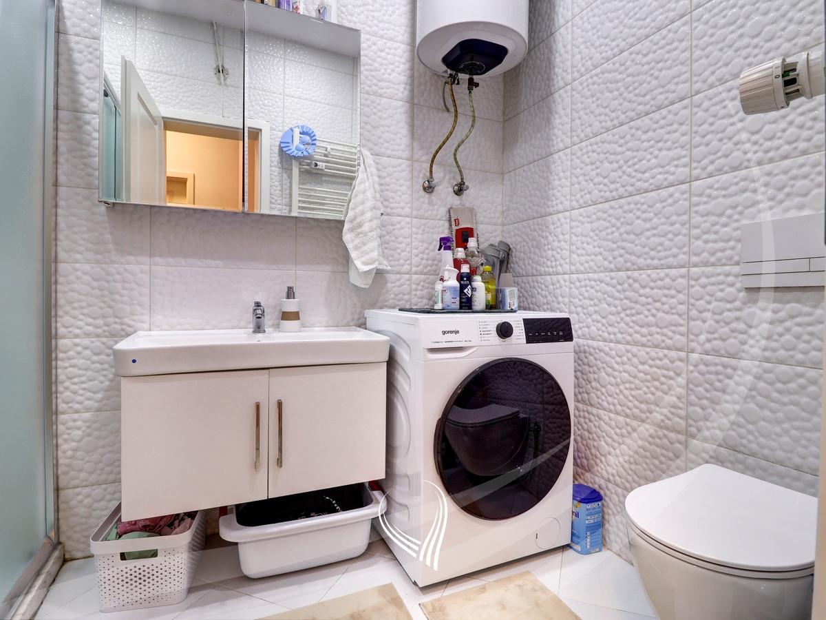 Banesë me 2 dhoma gjumi në shitje në lagjen Mati 1 – Rruga7