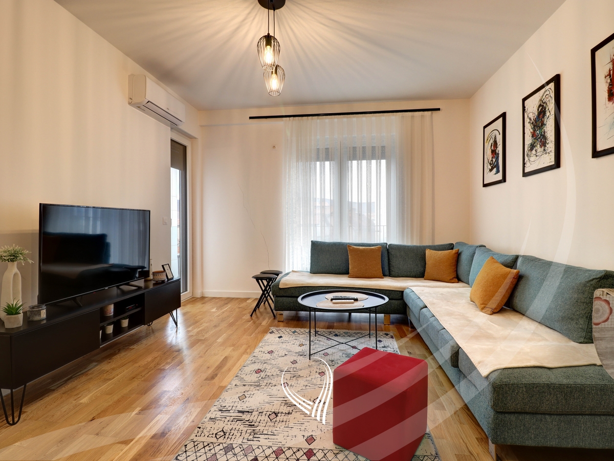 Banesë me 1 dhomë gjumi në shitje në lagjen Velania – Kompleki Puhiza1