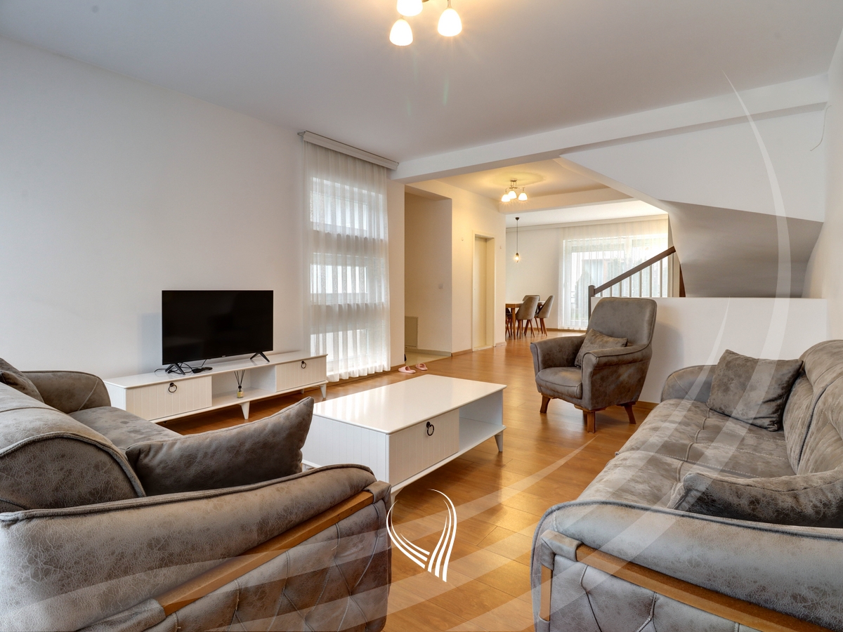 3-bedroom house for rent in the Marigona Residence neighborhood1