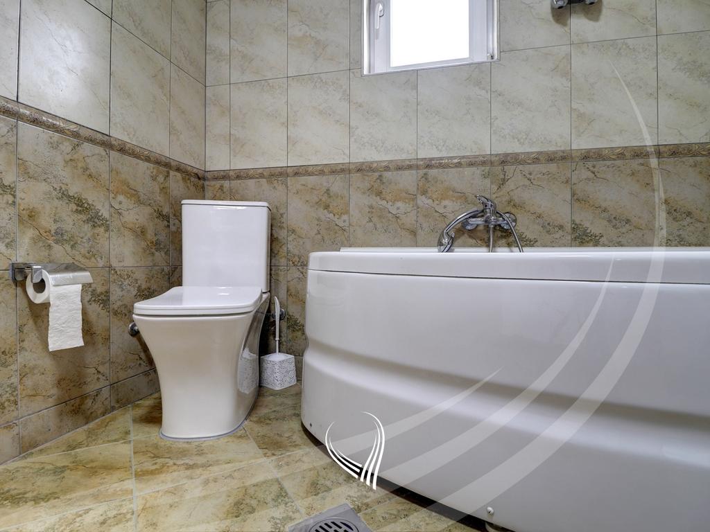 Objekt afarist 430m2 me qira në lagjen Mati 124