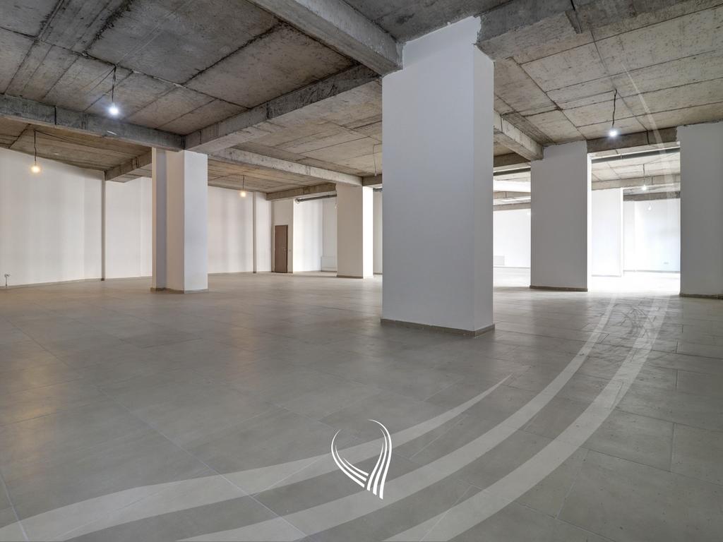 Lokal 280m2 me qira në lagjen Prishtina e Re – Berisha Group2