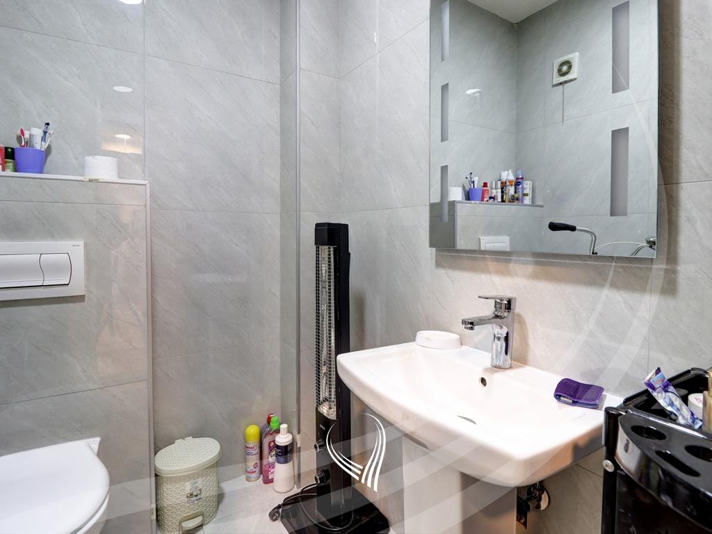 Banesë me 2 dhoma gjumi në shitje në lagjen Arbëria – Dragodan11