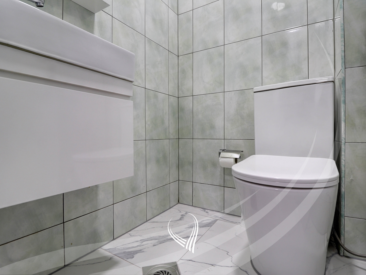 Objekt afarist 430m2 me qira në lagjen Mati 123