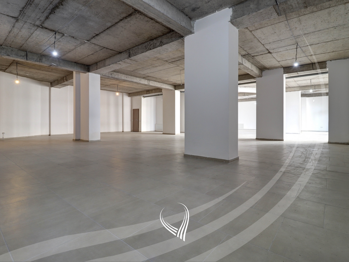 Lokal 280m2 me qira në lagjen Prishtina e Re – Berisha Group2