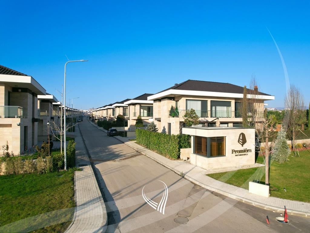 Shtëpi 452m2 në shitje ne lagjen Premiera Residence - Çagllavicë