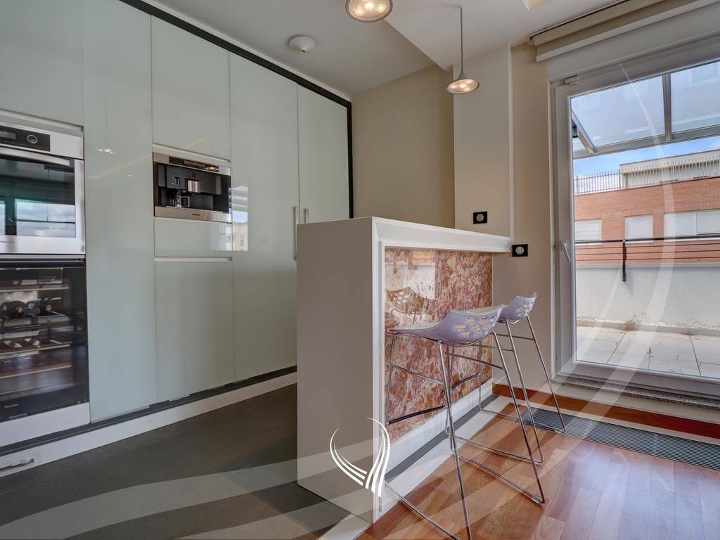 Penthouse 243.35m2 në shitje në lagjen Kalabria – Emshir6