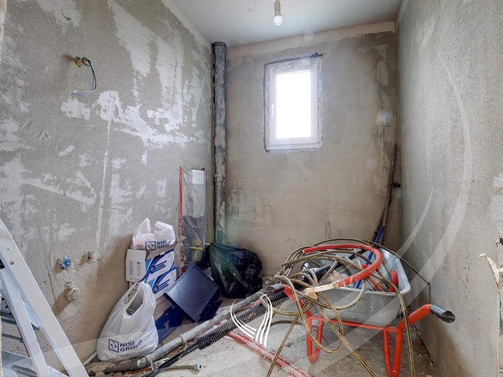 200m2 house for sale in Lower Bërnicë14