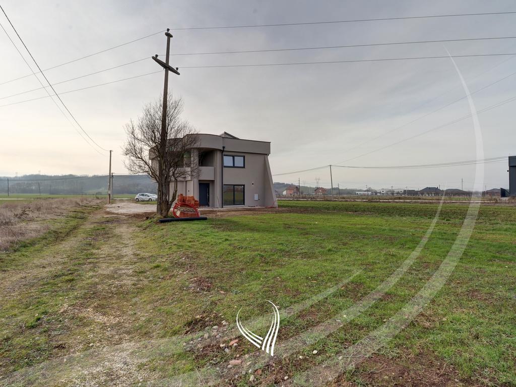 200m2 house for sale in Lower Bërnicë15