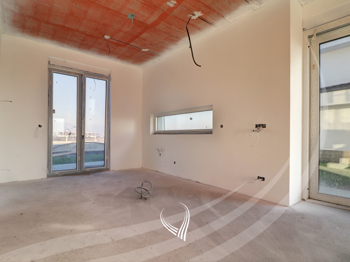 House 352m2 for sale in the Çagllavicë neighborhood6