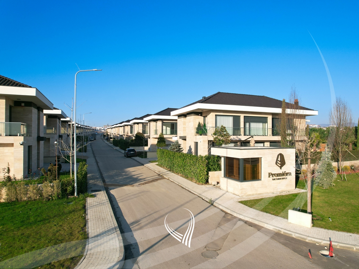 Shtëpi 452m2 në shitje ne lagjen Premiera Residence - Çagllavicë