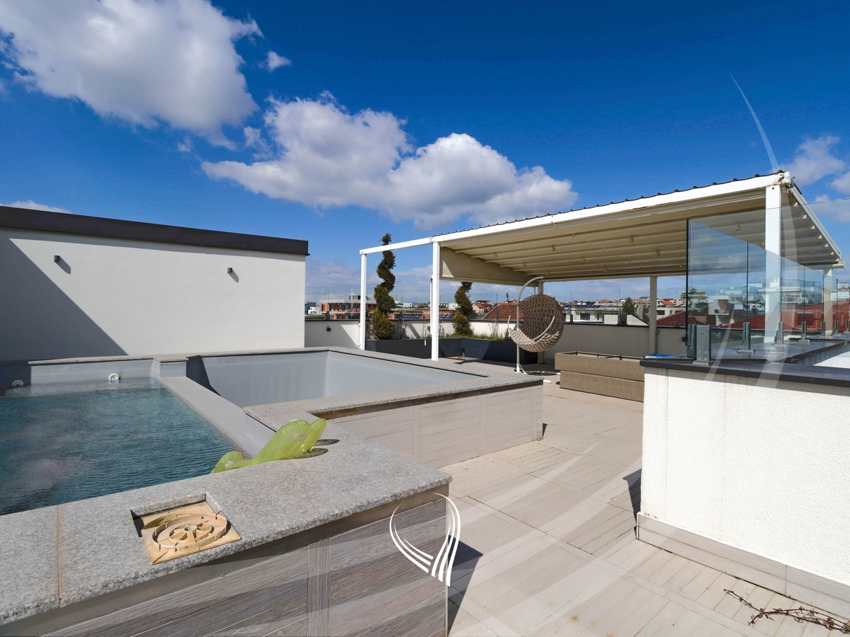 Shtëpi 620m2 në shitje në Çagllavicë (afër lagjes 038)36