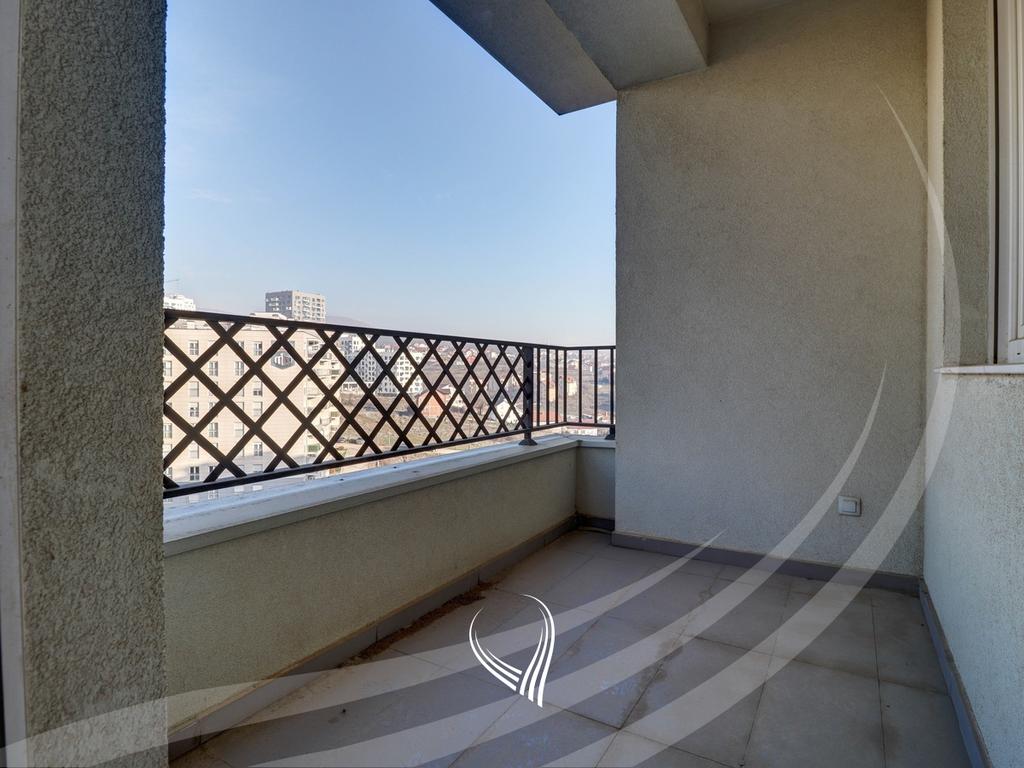 Banesë me 2 dhoma gjumi me qira në lagjen Mati 1 – Rruga C8