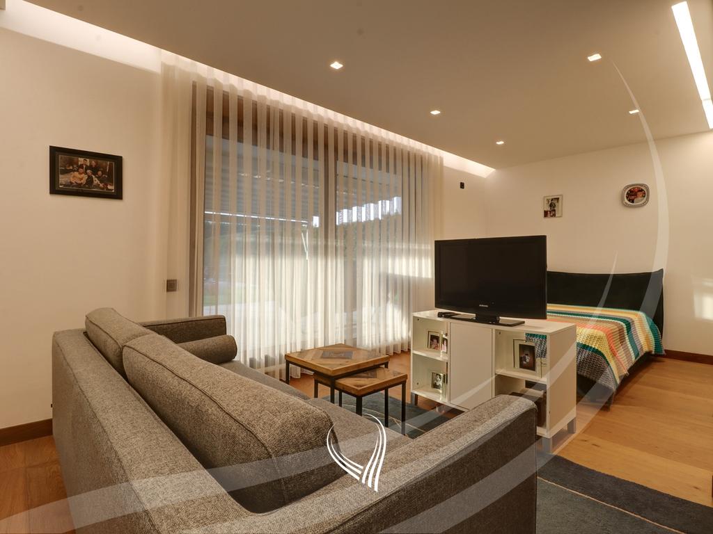 700m2 house for sale in the Marigona Residence neighborhood16