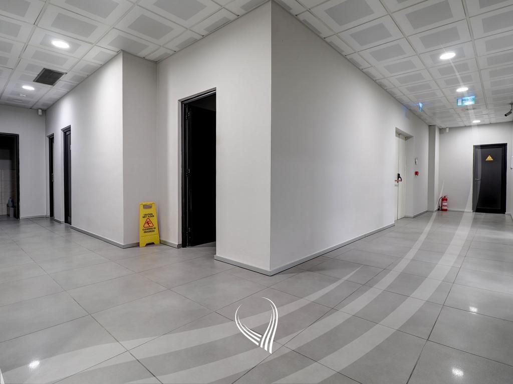 Zyre 1,560m2 me qira në lagjen Lakrishtë – Ramiz Sadiku15