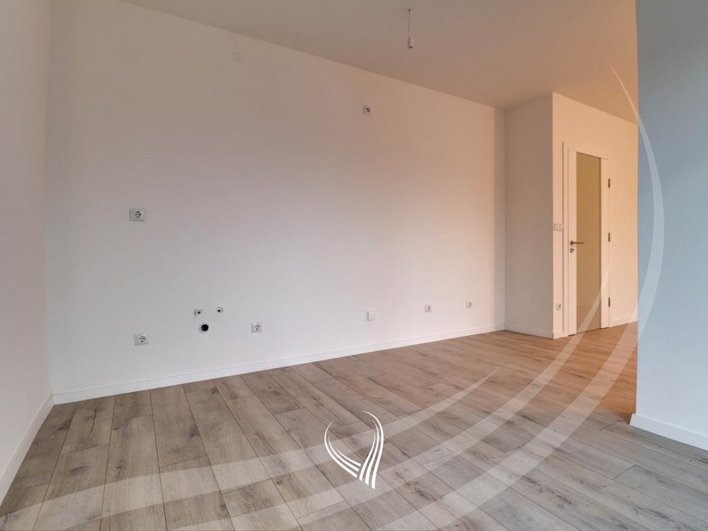 Banesë me 3 dhoma gjumi në shitje në lagjen Mati 13