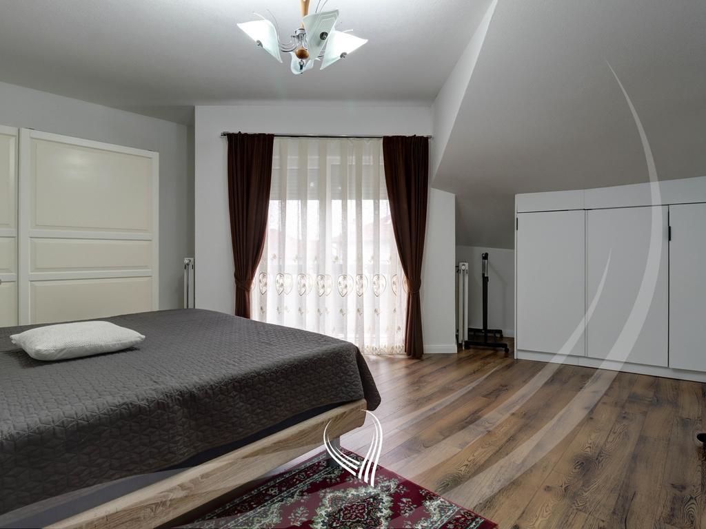 Shtëpi me 3 dhoma gjumi në shitje në Çagllavicë9