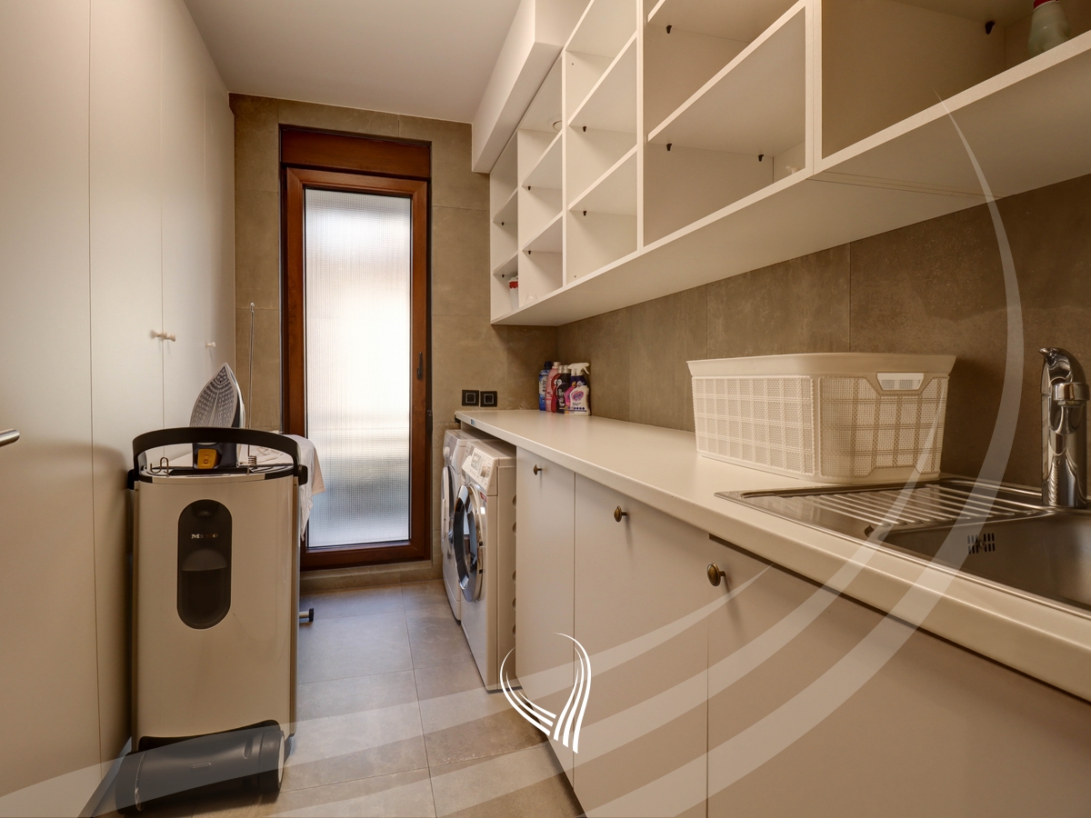 700m2 house for sale in the Marigona Residence neighborhood39