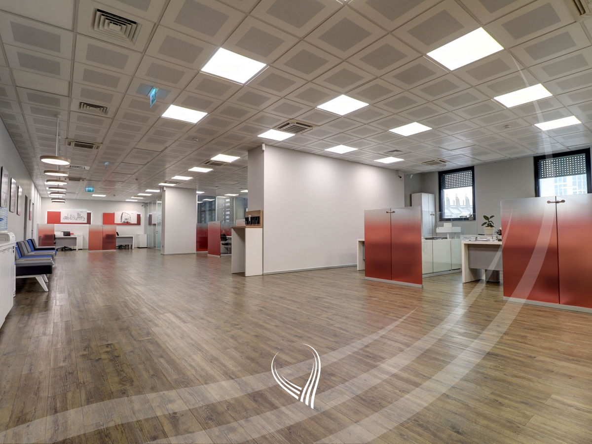 Zyre 1,560m2 me qira në lagjen Lakrishtë – Ramiz Sadiku1