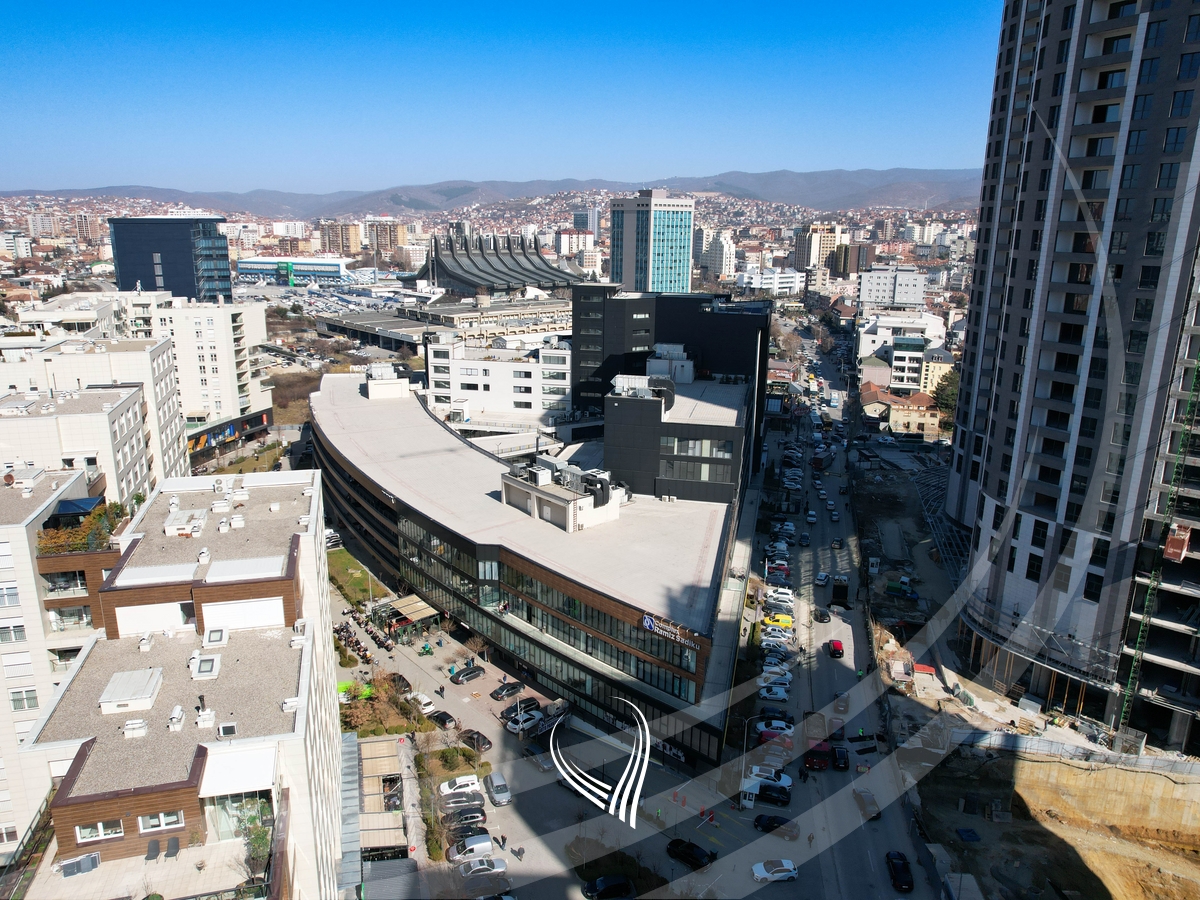 Zyre 1,560m2 me qira në lagjen Lakrishtë – Ramiz Sadiku20