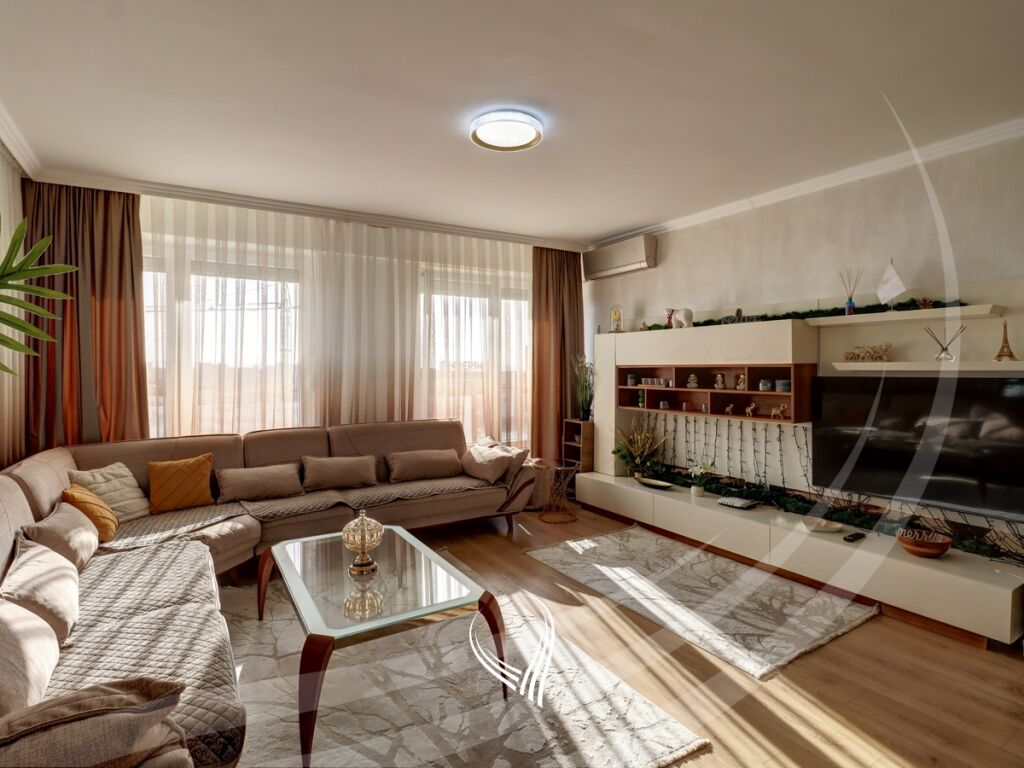 Penthouse me 3 dhoma gjumi me qira në lagjen Mati 1 – Alko Group1