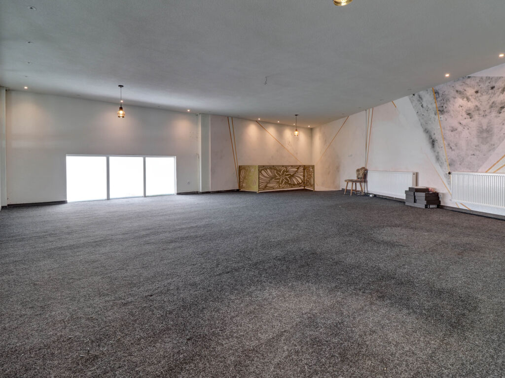 800m2 warehouse for rent in Llapllasella3