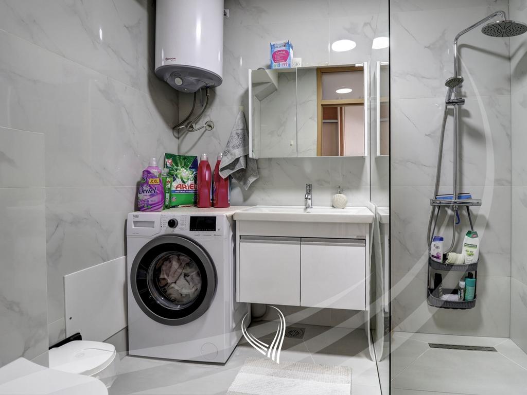 Banesë me 1 dhomë gjumi në shitje në lagjen Bregu i Diellit9