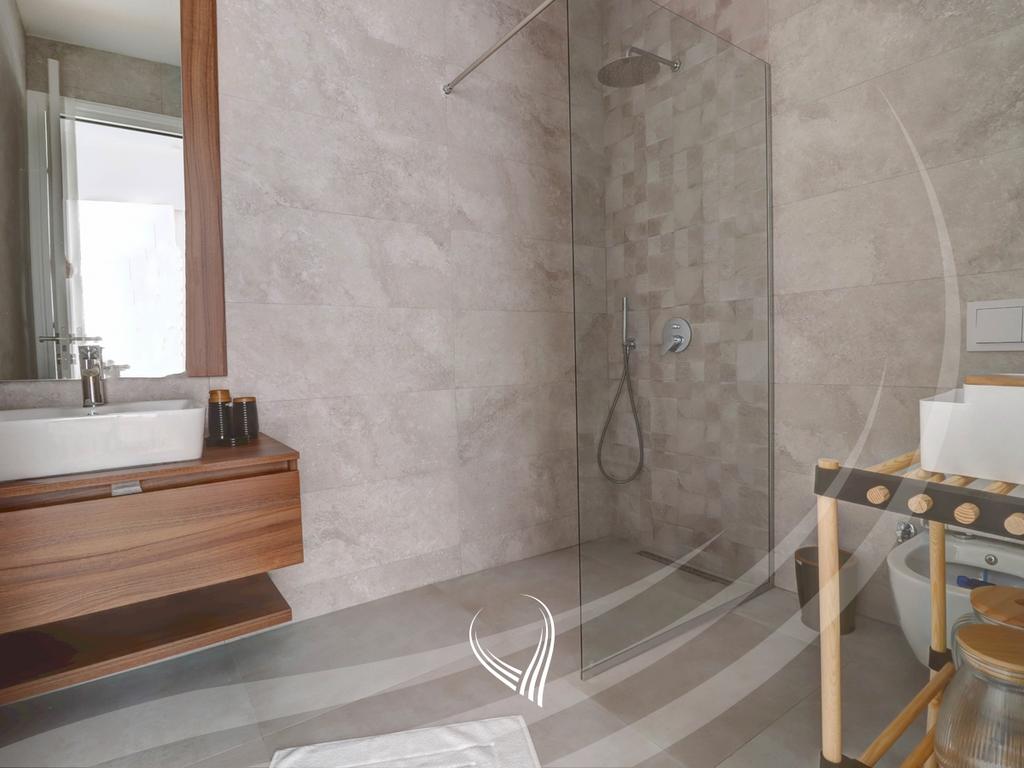3 bedroom house for rent in Royal Green Residence - Zllatar neighborhood13