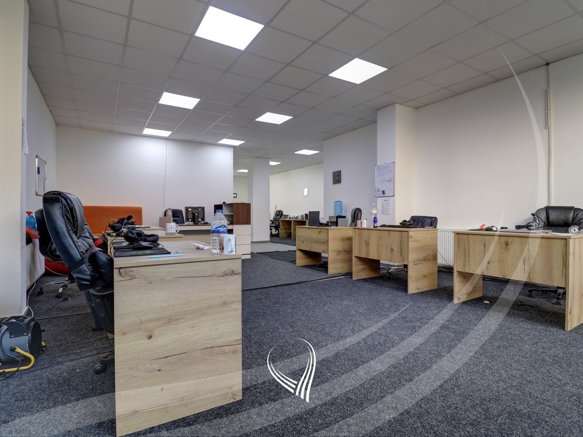 Lokal 109.03m2 me qira në lagjen Mati 11