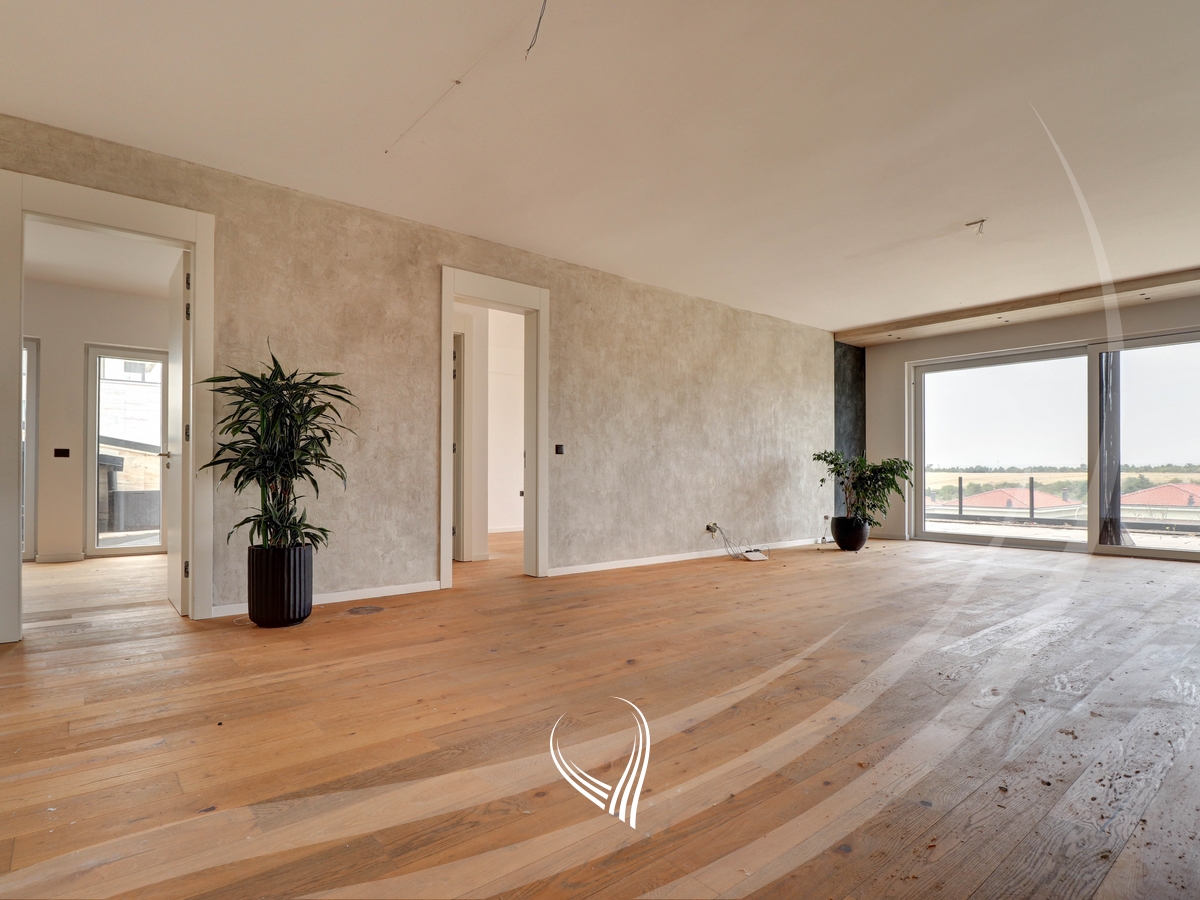Banesë 245m2 me qira në lagjen Marigona HIll3