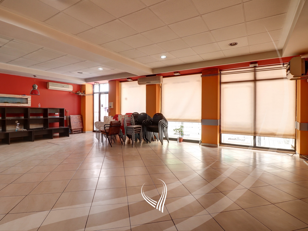 Lokal 360m2 me qira në lagjen Aktash3