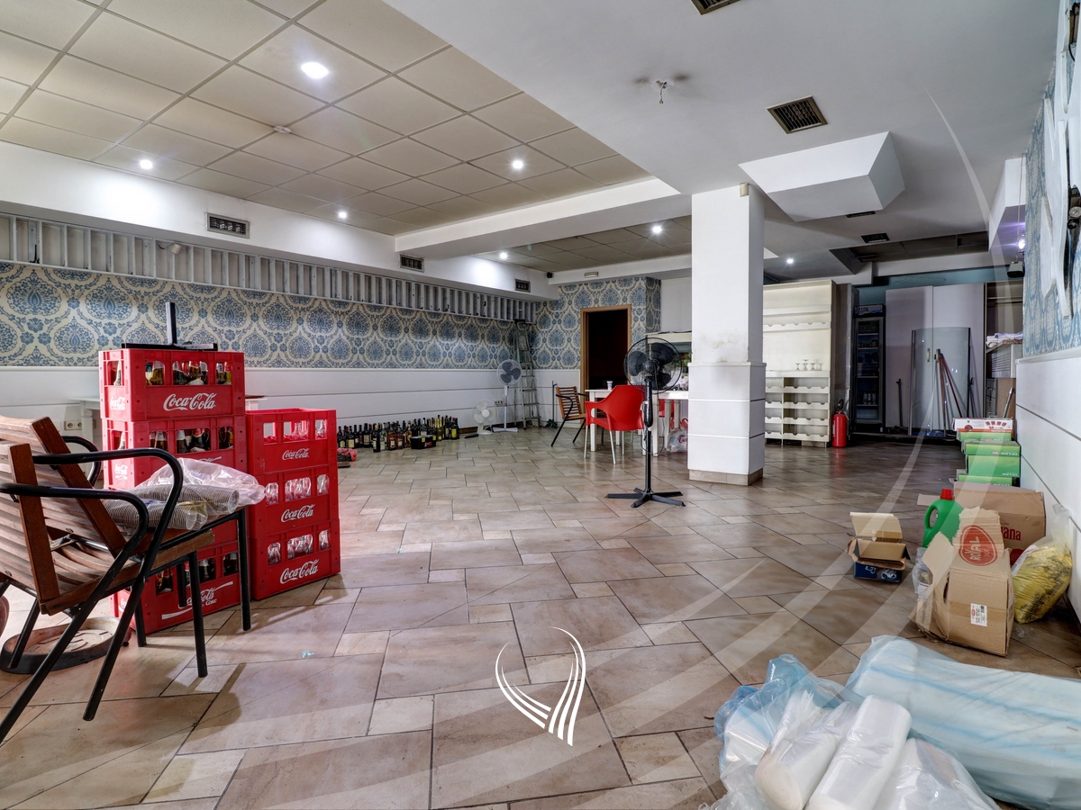Lokal 360m2 me qira në lagjen Aktash6